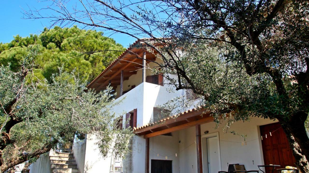 Βίλα Λαδάς, Vila Ladas Rio Esterno foto